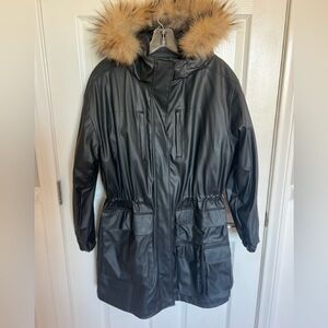 Gertrude and Gaston winter coat with liner. T2(medium). Black